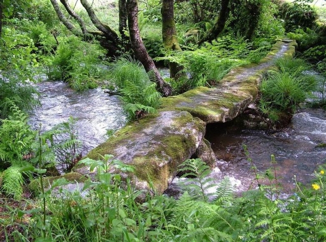 cruzando el rio.JPG
